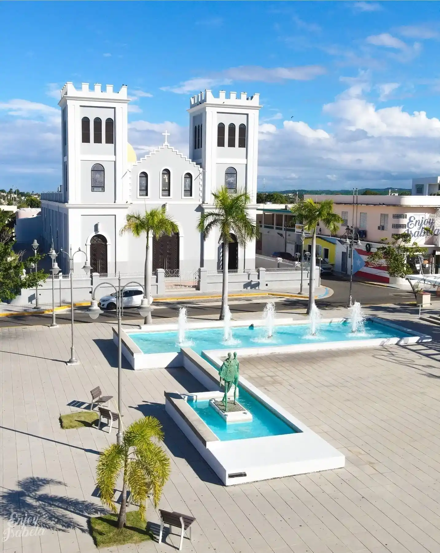 Plaza de Isabela - Live Salsa Music every Friday night