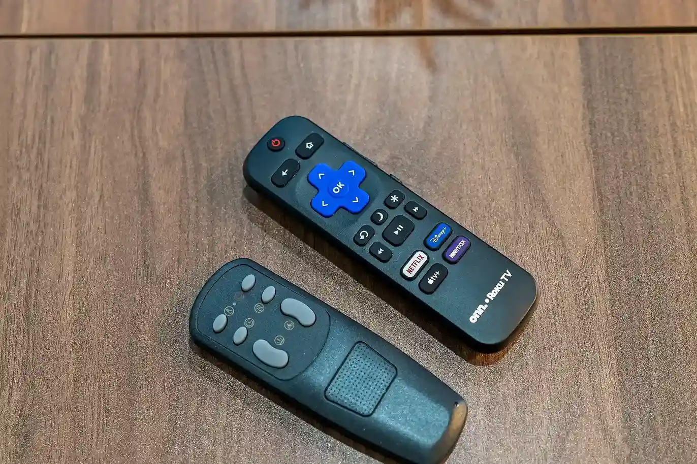 Enjoy effortless entertainment with these user-friendly remotes! Featuring clear buttons and easy navigation, this setup ensures you can relax and watch your favorite shows without any hassle. Perfect for unwinding after a day of adventures.