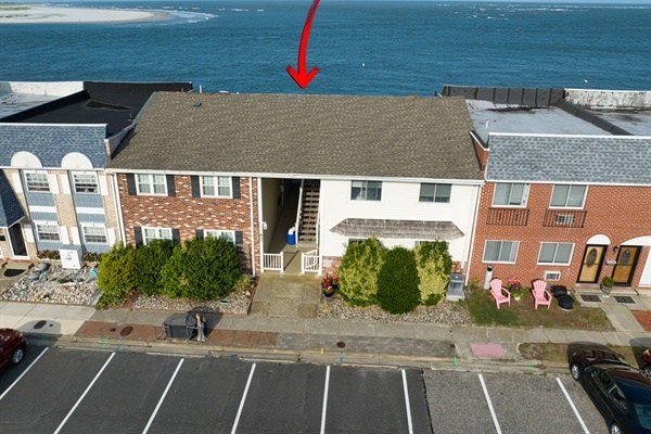 Pull right up to your shore house with easy street parking.