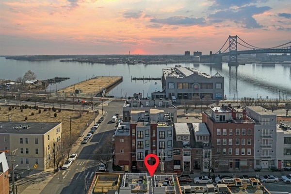 Start your day with peace and beauty — the riverfront sunrise view is a show you’ll never forget.