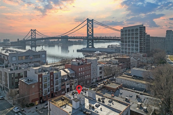 A gorgeous view of the Ben Franklin Bridge!