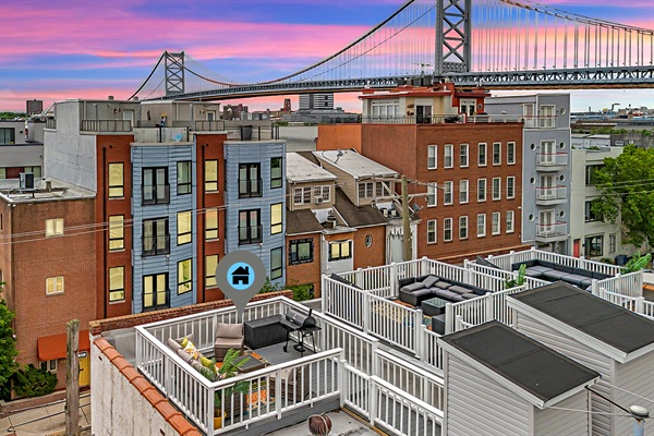 Your home base in the heart of Old City — steps from Penn’s Landing, surrounded by history and riverfront charm.