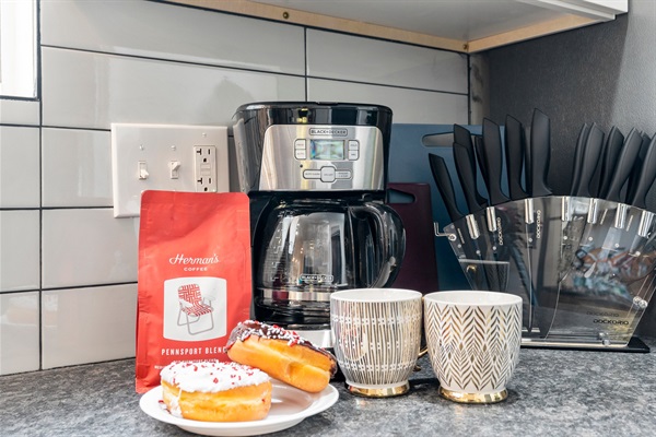 Wake up right with local Herman’s coffee, mugs, and pastries for the perfect South Philly morning.